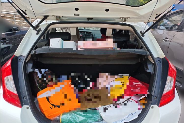 Used Honda Fit 2014 1.5L LX CVT Comfort Model Trunk