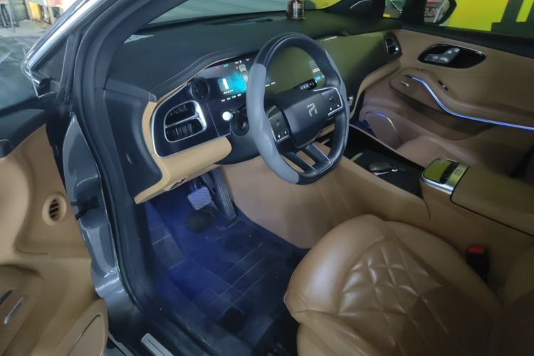 Used Rising R7 2023 Rear-Drive Screen King Pro Edition