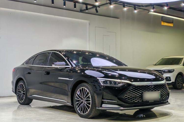 Used Hongqi H6 2024 2.0T ZhiMei Edition
