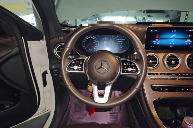 Used Mercedes-Benz GLC 2020 GLC 260 L 4MATIC Luxury Model Steering Wheel