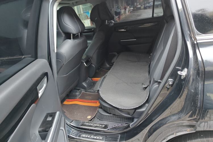 Used Toyota Highlander 2022 Dual-Engine 2.5L Four-Wheel Drive Prestige Version 7 Seats Left Rear Seat