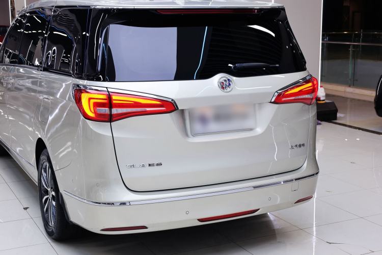 Used Buick GL8 2017 ES 28T Flagship Model China V Standard