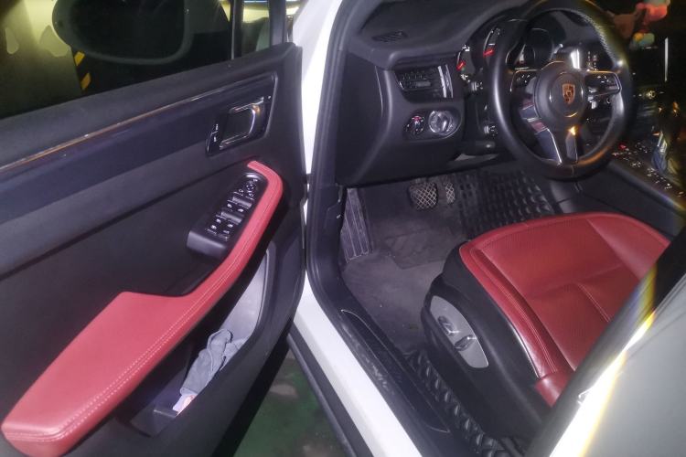 Used Porsche Macan 2018 Macan 2.0T