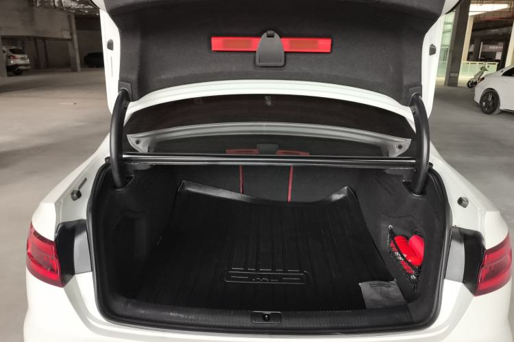 Used Audi A4L 2019 40 TFSI Ambition China VI
