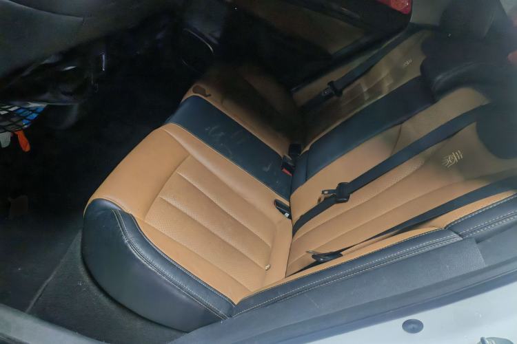 Used BYD Qin New Energy 2017 1.5T Luxury Model Left Rear Seat