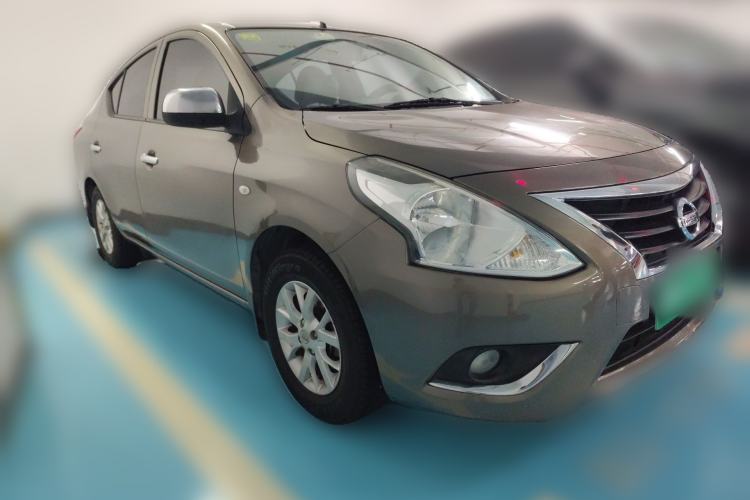 Used Nissan Sunny 2015 1.5XE CVT Master Edition Front Right 45 Deg