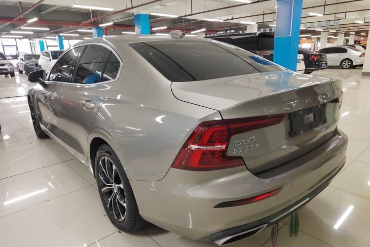 Used Volvo S60 2021 T4 Zhiyi Luxury Edition