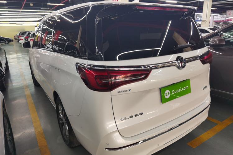 Used Buick GL8 2022 ES Landtrek 653T Luxury Edition Exterior 2