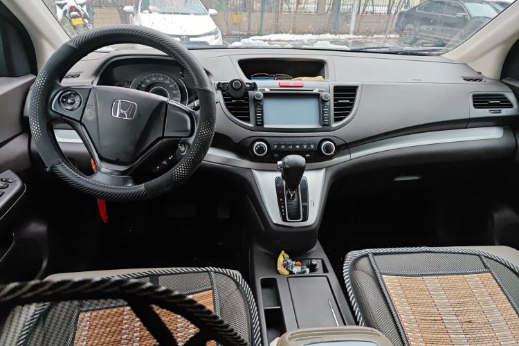 Used Honda CR-V 2012 2.0L two-wheel drive urban version