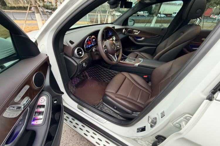 Used Mercedes-Benz GLC 2020 GLC 300 L 4MATIC Dynamic Edition
