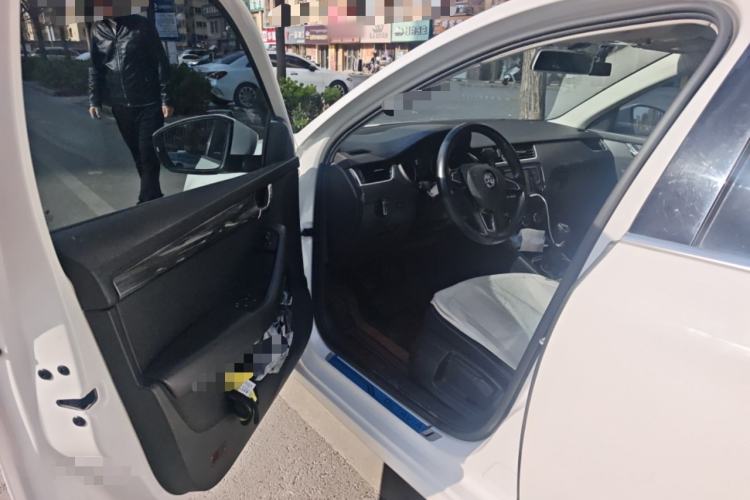 Used Skoda Octavia 2017 1.6L Manual Smart Drive Edition