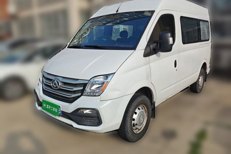 Used SAIC MAXUS Xintu V80 2018 2.5T 6-Speed Manual Aoyuntong Short Wheelbase Mid-Height 5-6 Seater