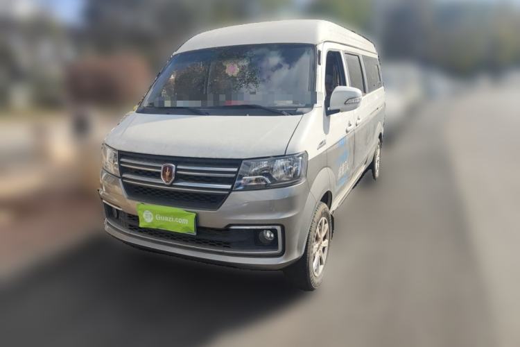 Used Jinbei New Hiace X30L 2024 Wealth Edition Passenger Van 5/6/7 Seater Front-Mounted Air Conditioning