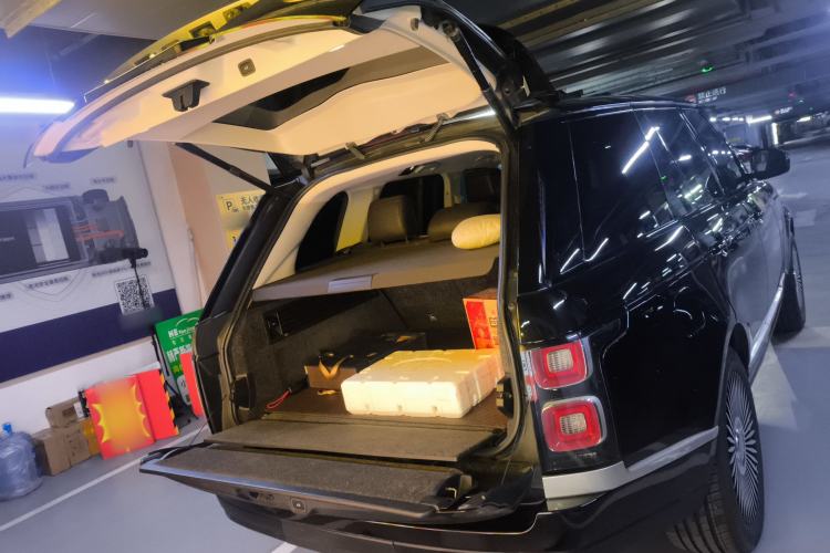 Used Land Rover Range Rover 2022 3.0 L6 360 PS Legacy Edition
