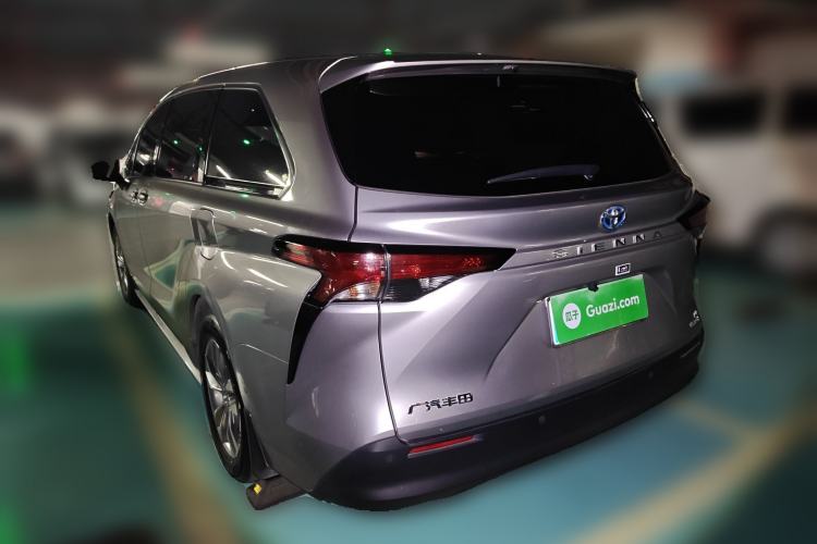 Used Toyota Sienna 2023 2.5L Hybrid Comfort Edition
