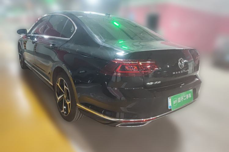 Used Volkswagen Magotan 2026 30 Million Vehicles Selected Model 380TSI DSG Luxury Edition Rear Left 45 Deg