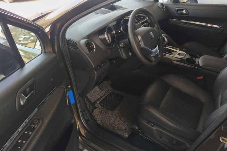 Used Peugeot 3008 2015 2.0L Automatic Trend Edition Driver Seat