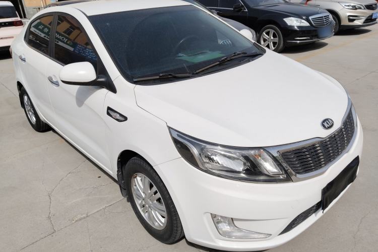 Used Kia K2 2012 Sedan 1.4L MT GLS Commemorative Edition Front Right 45 Deg