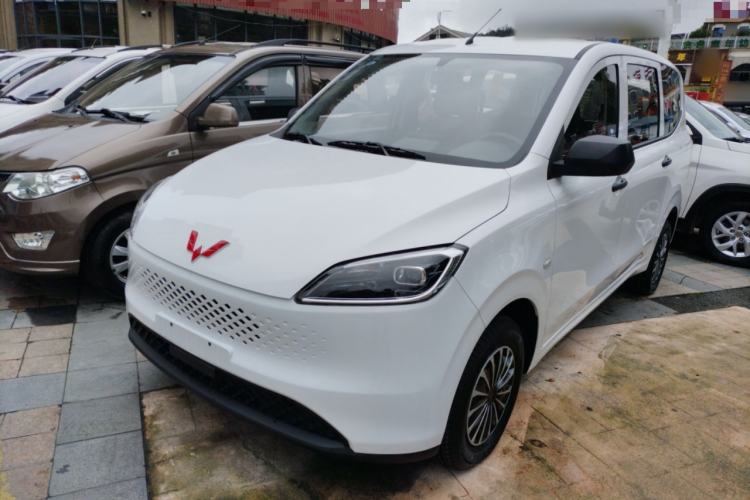 Used Wuling Hongguang New Energy 2025 Extended-Range Hybrid 50 km Utility Version