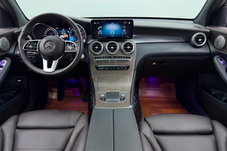 Used Mercedes-Benz GLC 2022 Refreshed GLC 300 L 4MATIC Dynamic Edition
