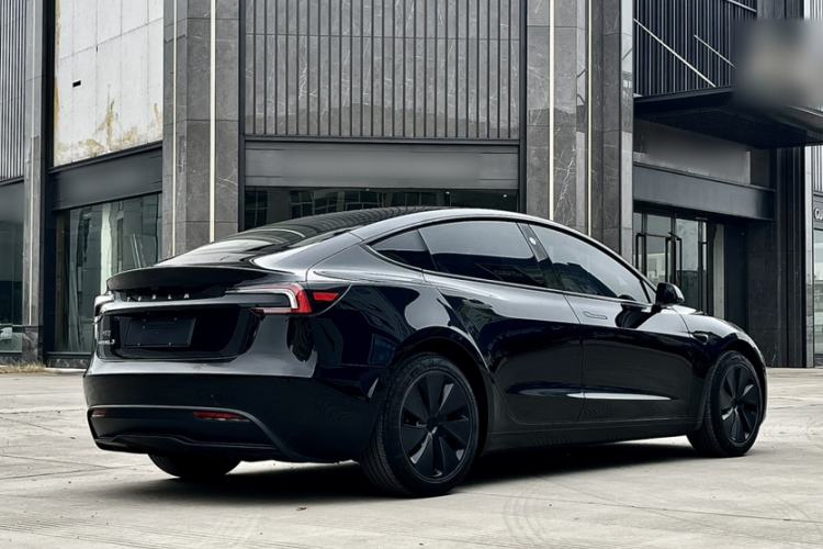 Used Tesla Model 3 2025 Rear-Wheel-Drive Version