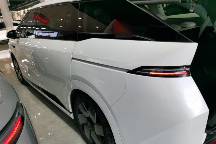 Used XPeng X9 2024 702 Ultra-Long Range Pro