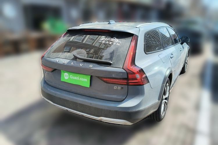 Used Volvo V90 2021 Cross Country B5 AWD Smart Range Edition