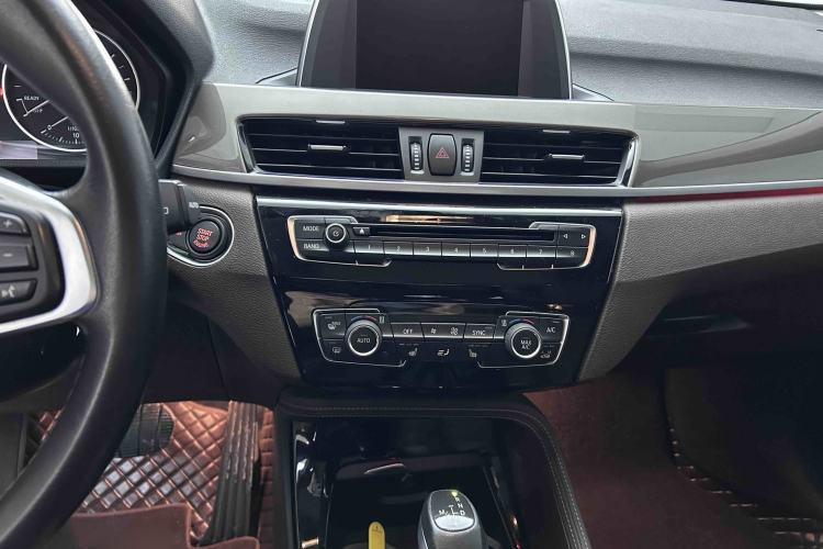 Used BMW X1 2018 xDrive20Li Luxury Edition
