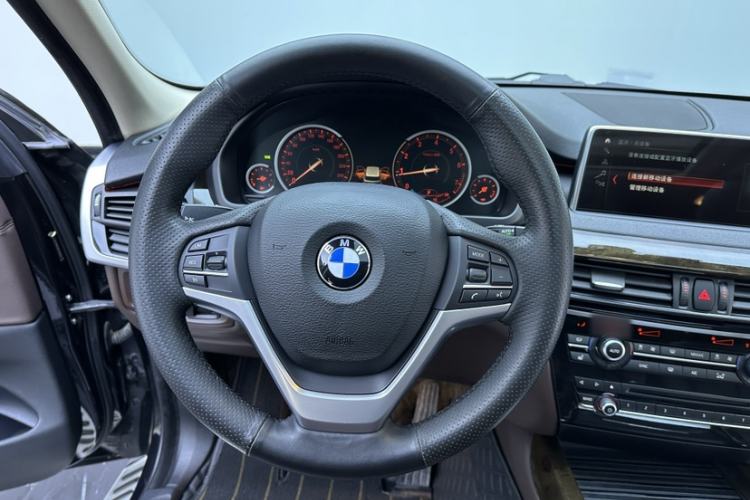 Used BMW X5 2018 xDrive28i