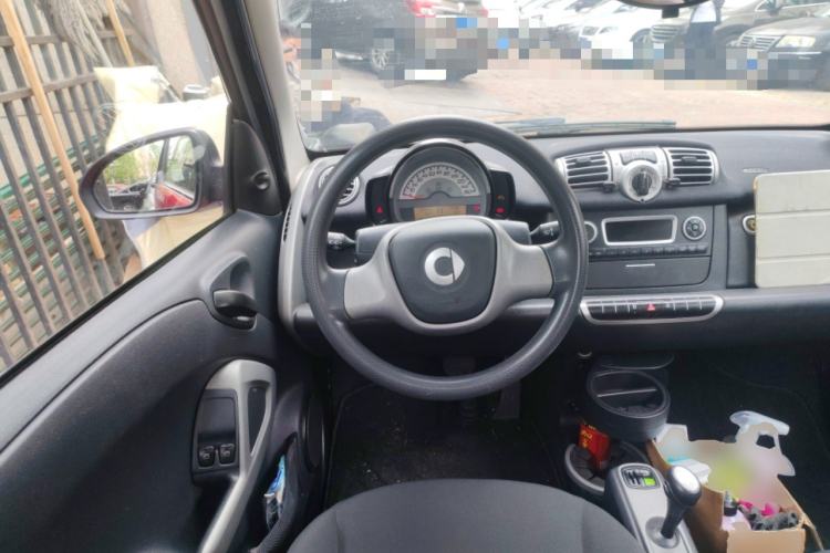 Used smart fortwo 2011 1.0 MHD Kobe Special Edition Steering Wheel