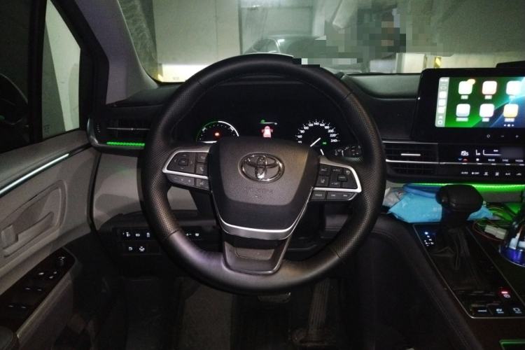 Used Toyota Granvia 2024 2.5L Hybrid Comfort Edition Steering Wheel