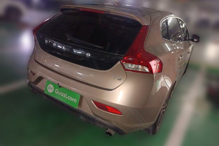 Used Volvo V40 2017 T3 Zhiyi Edition