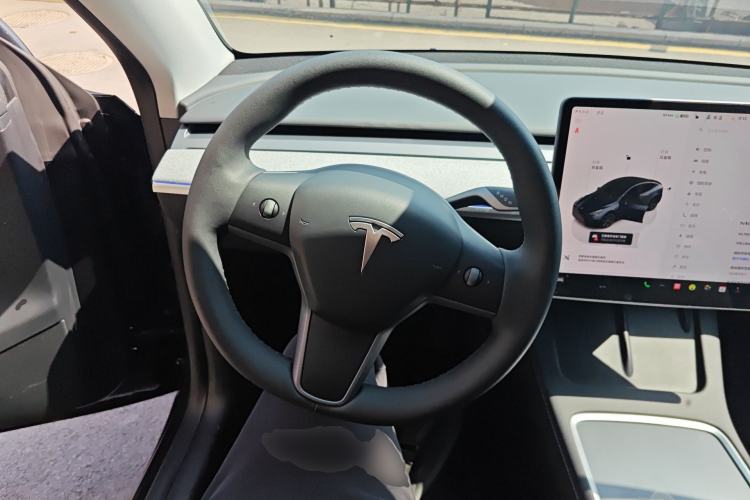 Used Tesla Model Y 2024 Rear-Wheel-Drive Version Steering Wheel