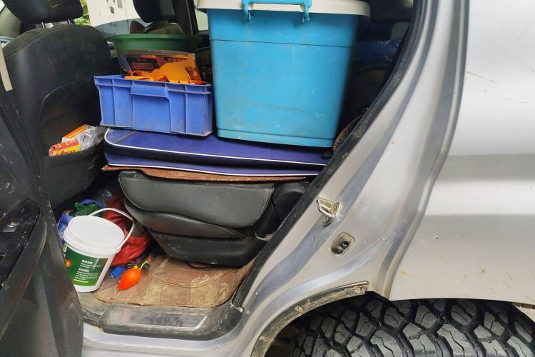 Used Isuzu mu-X 2017 3.0T Four-Wheel Drive Automatic Luxury 7-Seater China V Emission Standard
