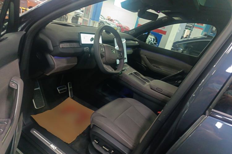 Used Nio ES7 2022 75 kWh Left Front Seat