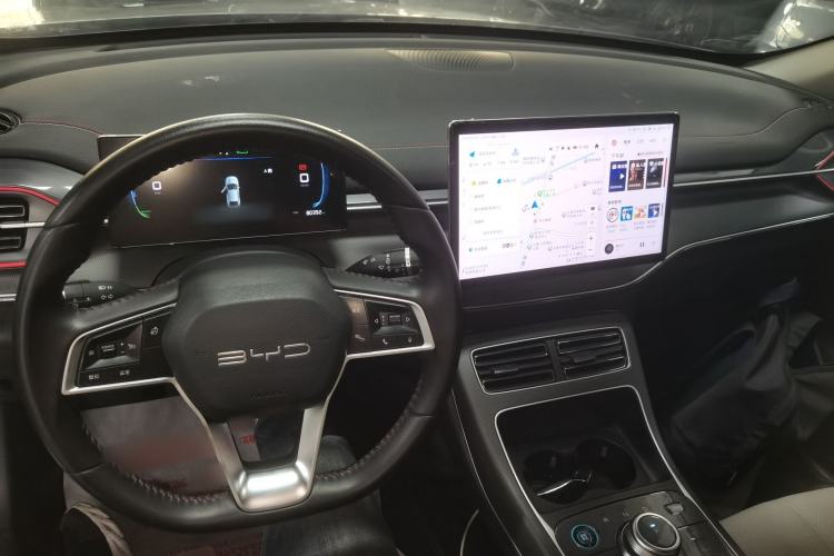 Used BYD Destroyer 05 2023 Champion Edition DM-i 55KM Luxury Model Center Console