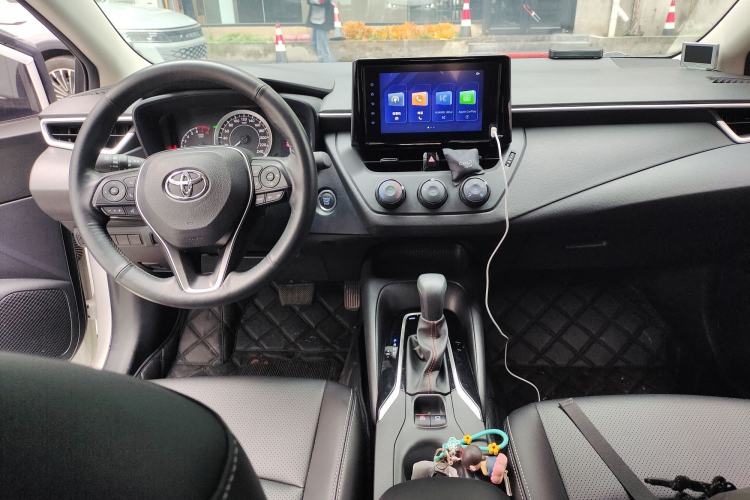 Used Toyota Corolla 2022 1.2T S-CVT Pioneer PLUS Edition Center Console