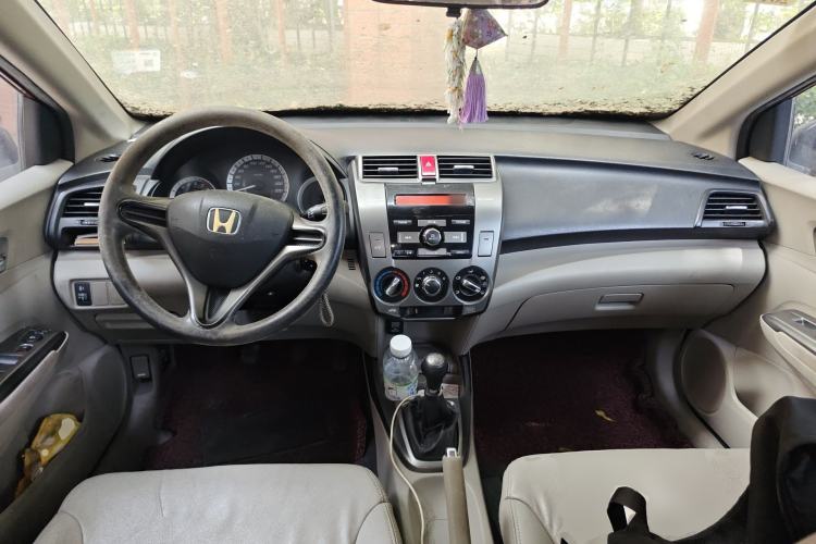 Used Honda City Classic 2012 1.5L manual Elite Edition