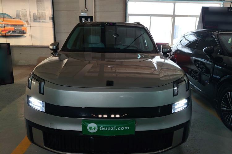 Used Lynk & Co 900 2025 1.5T Ultra
