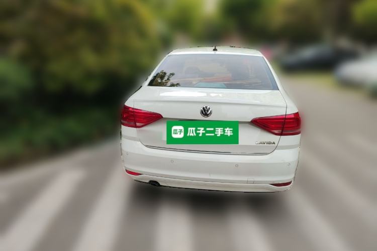 Used Volkswagen Lavida 2015 1.6L Manual Comfort Edition