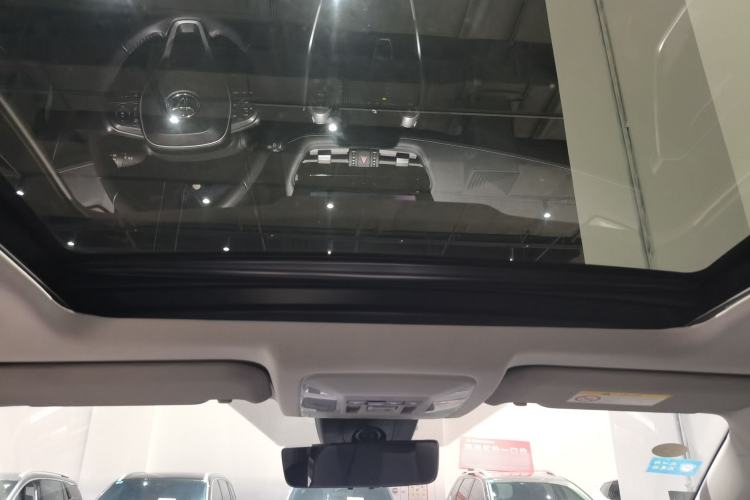 Used Toyota Wildlander 2023 Dual-Motor 2.5L E-CVT Four-Wheel Drive Prestige Edition