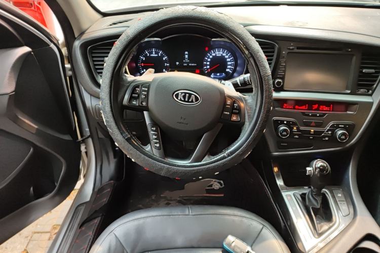 Used Kia K5 2011 2.0L Automatic Premium
