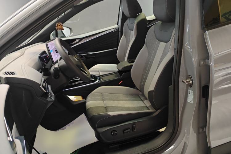 Used Volkswagen ID.4 CROZZ 2025 Pure Edition Left Front Seat