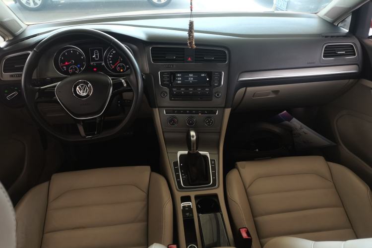 Used Volkswagen Golf 2015 1.6L Automatic Comfort Model