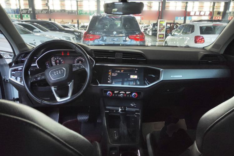 Used Audi Q3 2020 35 TFSI Ambition Dynamic Edition
