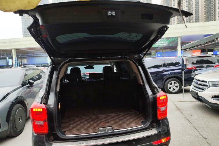 Used GAC Trumpchi GS8 2017 320T Two-Wheel Drive Luxury Smart Connectivity Version (7 Seats)