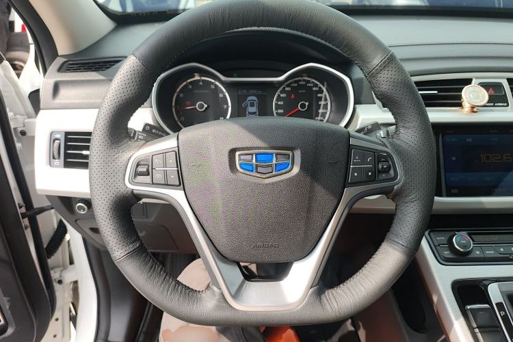 Used Geely Auto Emgrand X7 Sport 2016 1.8TD Automatic ZhiShang Model