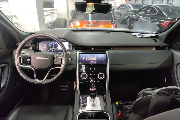 Used Land Rover Discovery Sport New Energy 2022 Facelifted P300e Plug-in Hybrid Electric Version
