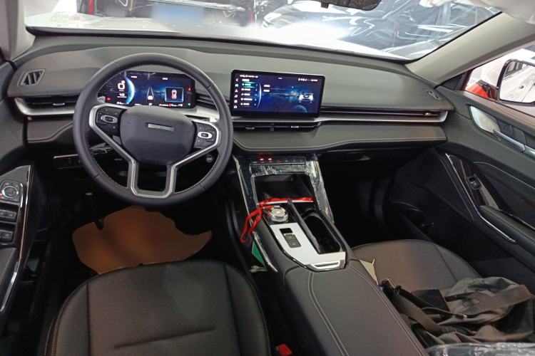 Used Haval H6 2024 1.5T Two-Wheel-Drive Classic Edition Center Console