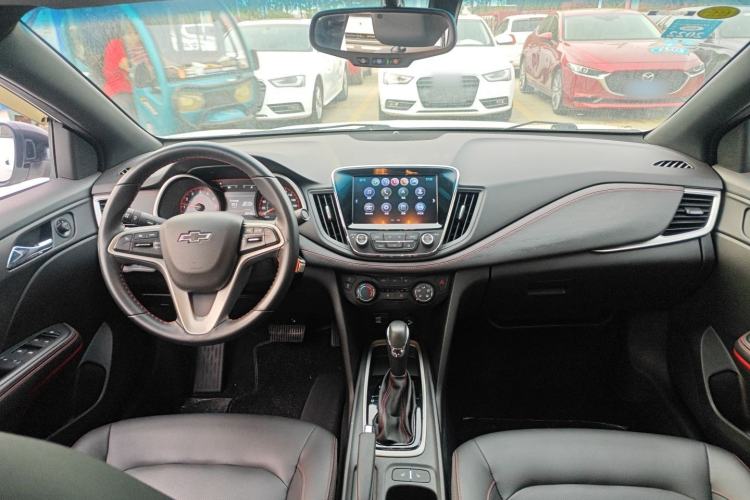 Used Chevrolet Monza 2019 RS 330T Automatic Sporty Edition China VI Standard Center Console